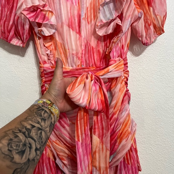 NWT L’atiste By Amy Womens M Multicolor Ruffle Mini Dress Deep V Puff Sleeve - Picture 7 of 14